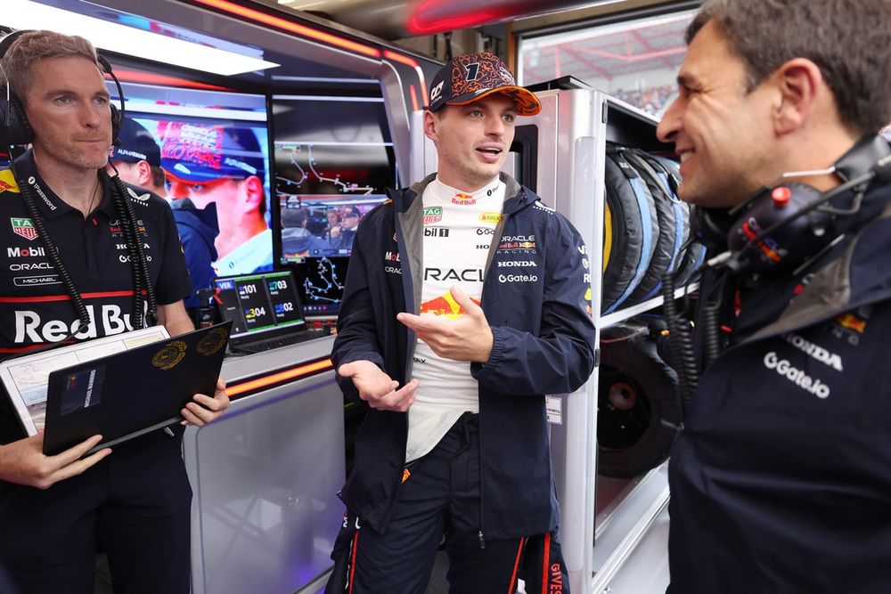 images-mgl-6AErNwG6-s1000-max-verstappen-red-bull-racing