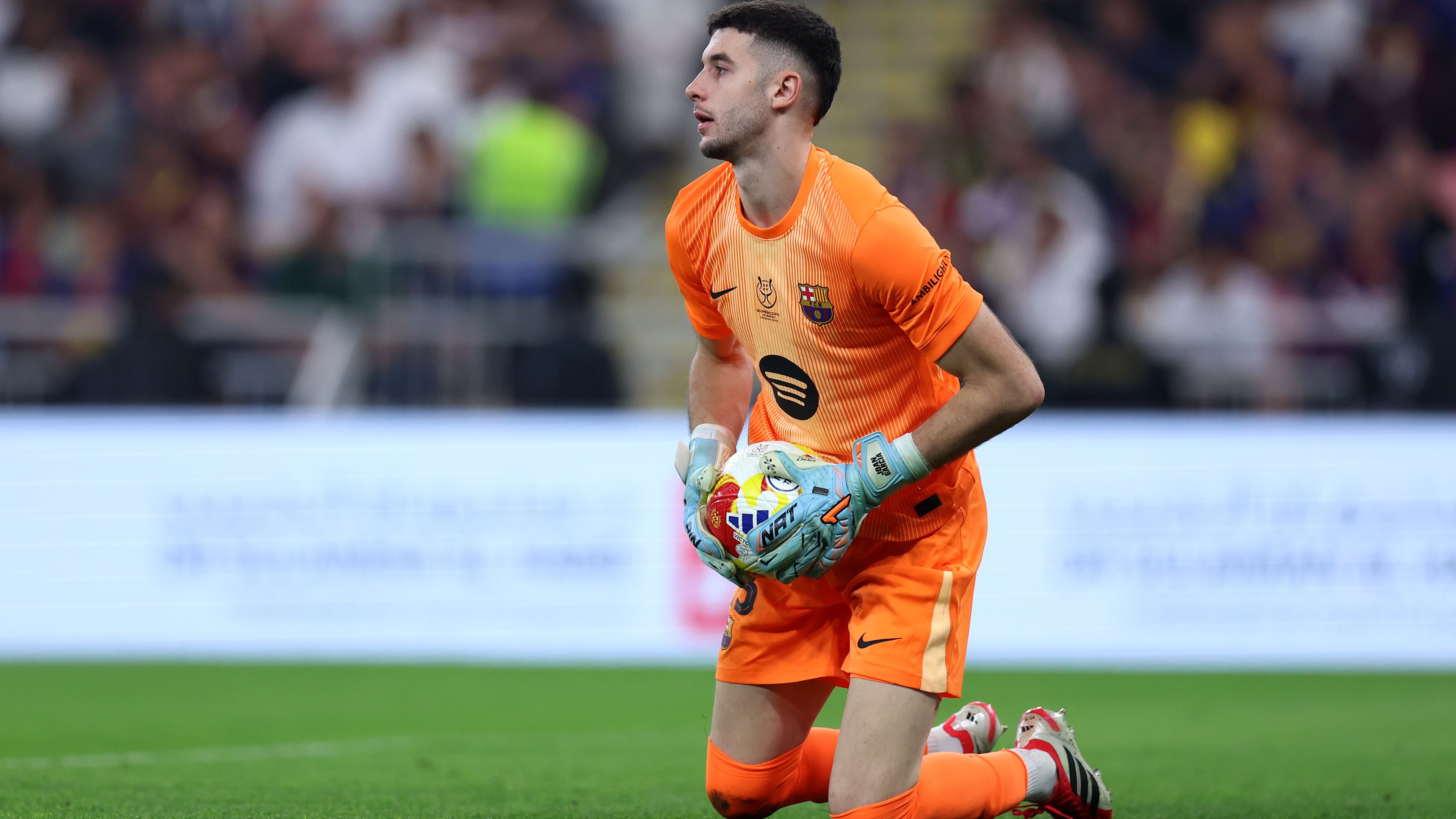 images-v3-getty-2255122416-crop-MM5DINJRGI5DENJTHA5G433XMU5DAORSGM2Q====-GettyImages-2255122416