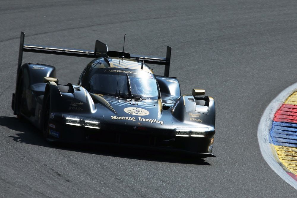 images-mgl-6gplolb0-s1000-5-proton-competition-porsche-9