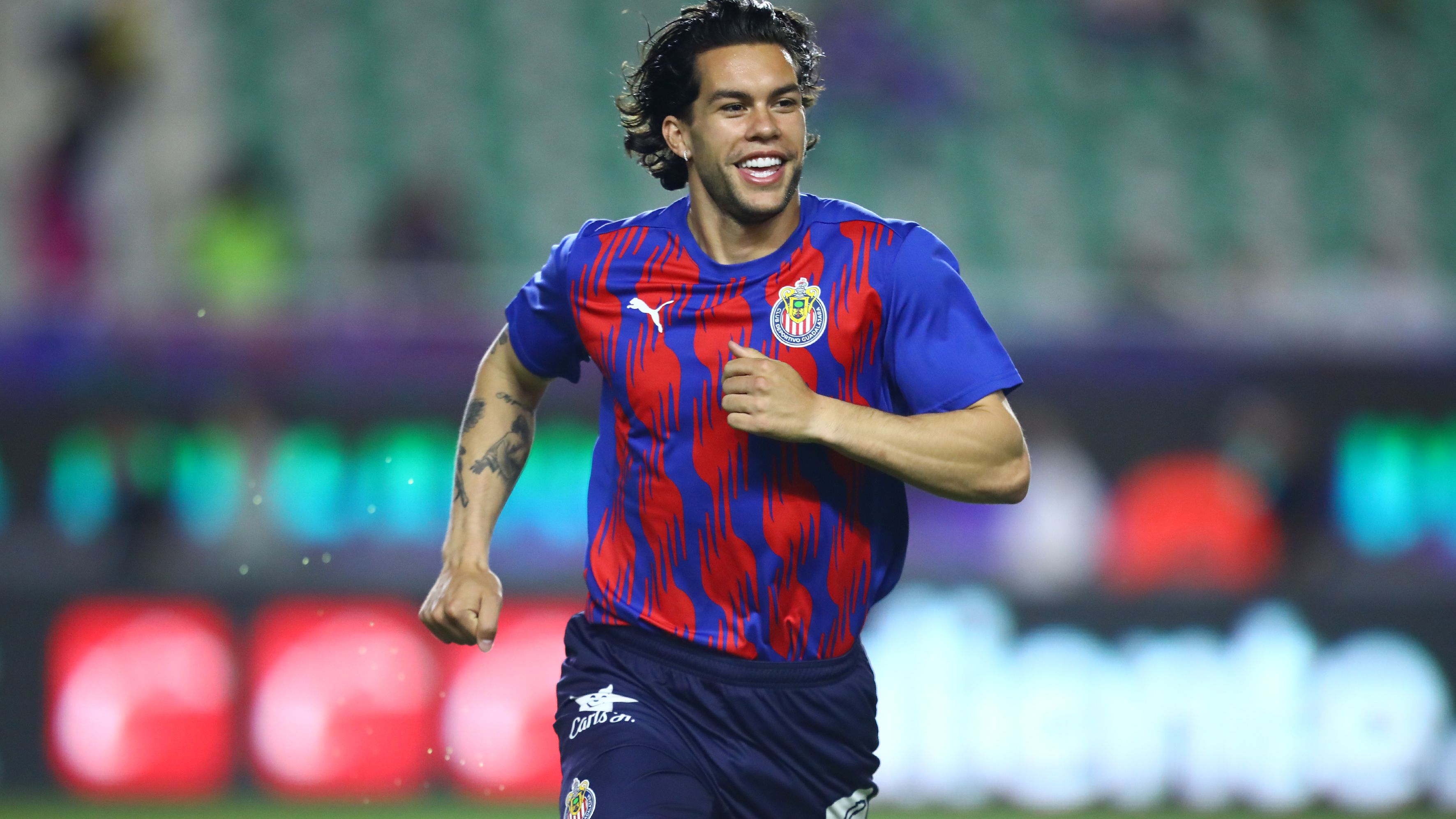 images-v3-getty-2209841947-crop-MM5DGNJUGM5DCOJZGM5G433XMU5DAORSGE2A====-GettyImages-2209841947