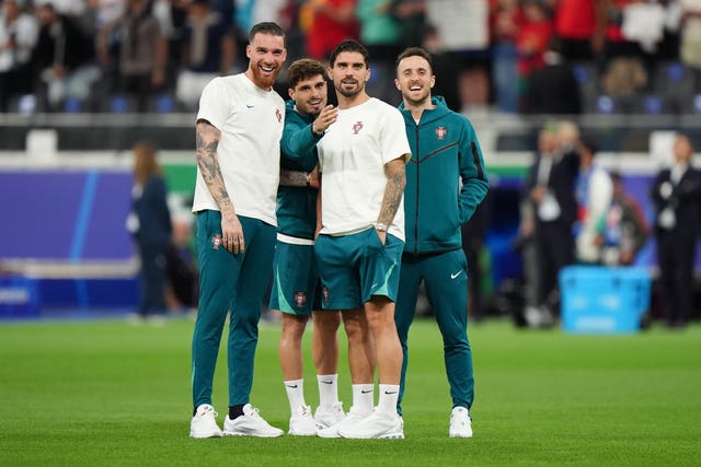 v2-image-production-07d95a9a40bd3e74829854aca4baf227Y29udGVudHNlYXJjaGFwaSwxNzUxNjc4NjEy-2.76720176