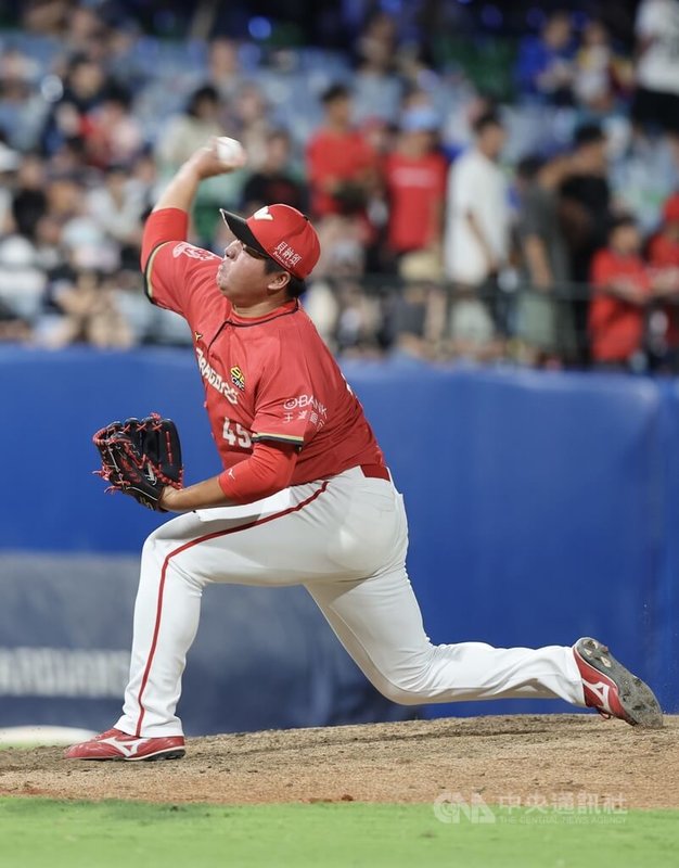 www-WebPhotos-800-20250929-801x1024_wmky_0_C20250929000138