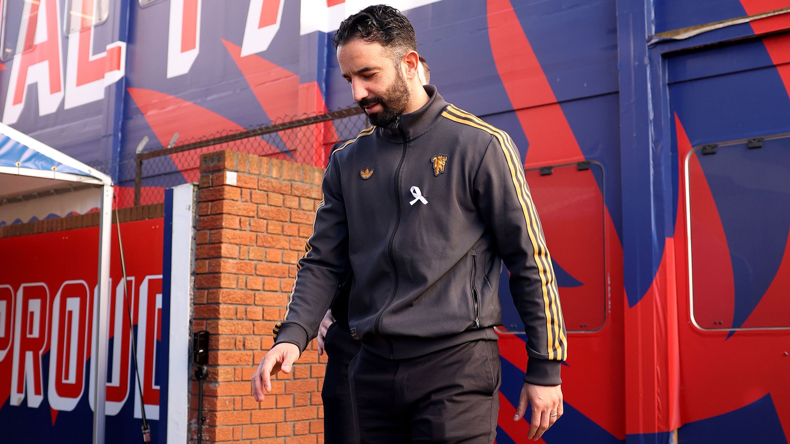 images-v3-getty-2249154004-crop-MM5DGMBQGU5DCNRZGA5G433XMU5DEMRRHIYTKOJX-GettyImages-2249154004