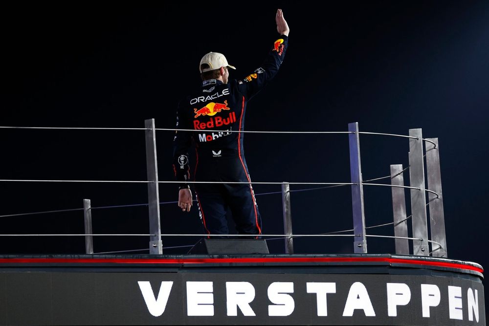 images-mgl-0ZqA1bb6-s1000-max-verstappen-red-bull-racing