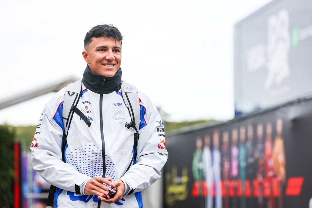 images-mgl-2jX4qvz6-s1000-isack-hadjar-racing-bulls