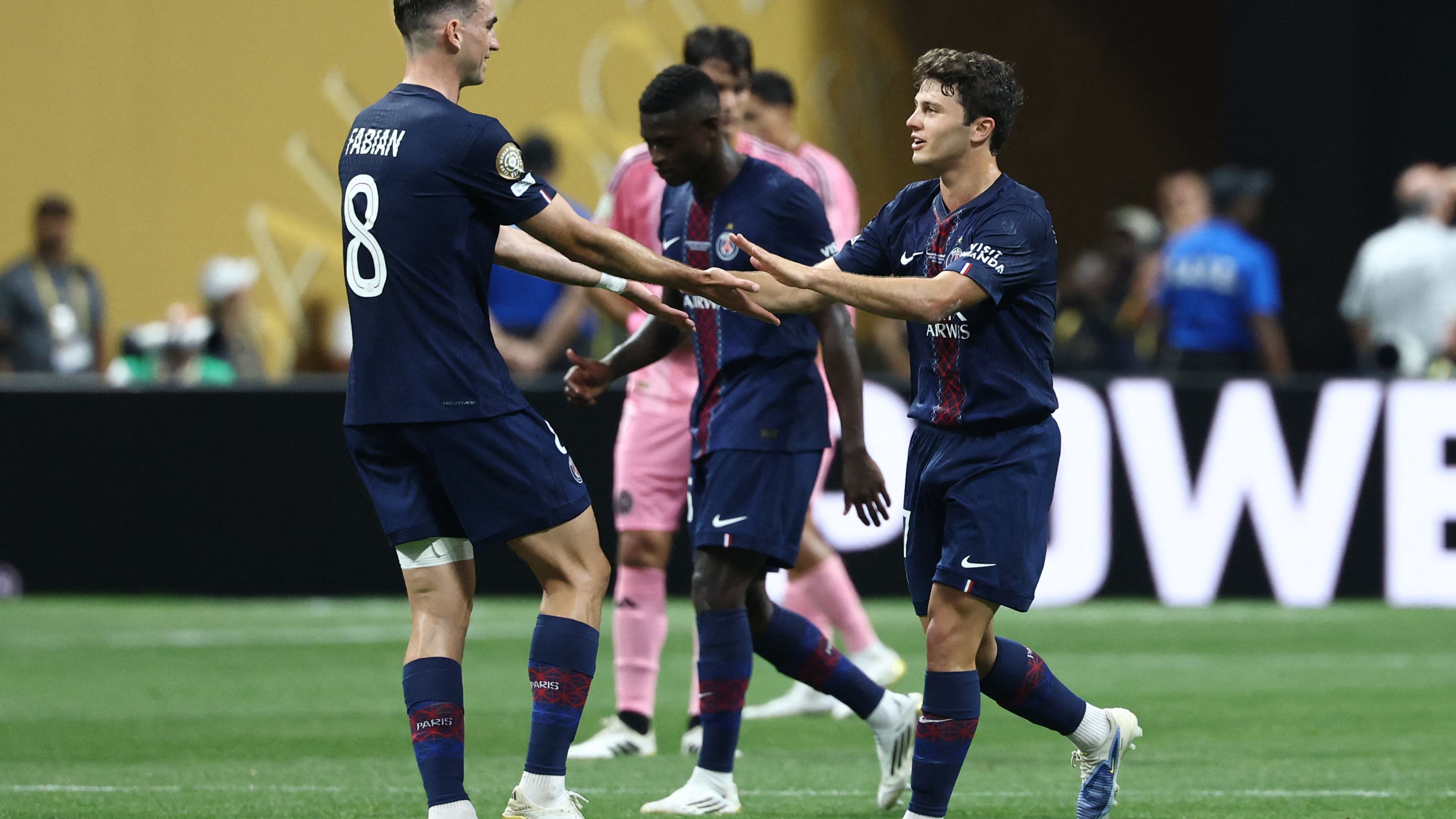 images-v3-getty-2221985446-crop-MM5DGMJZHA5DCNZZHE5G433XMU5DAORRGY3Q====-GettyImages-2221985446