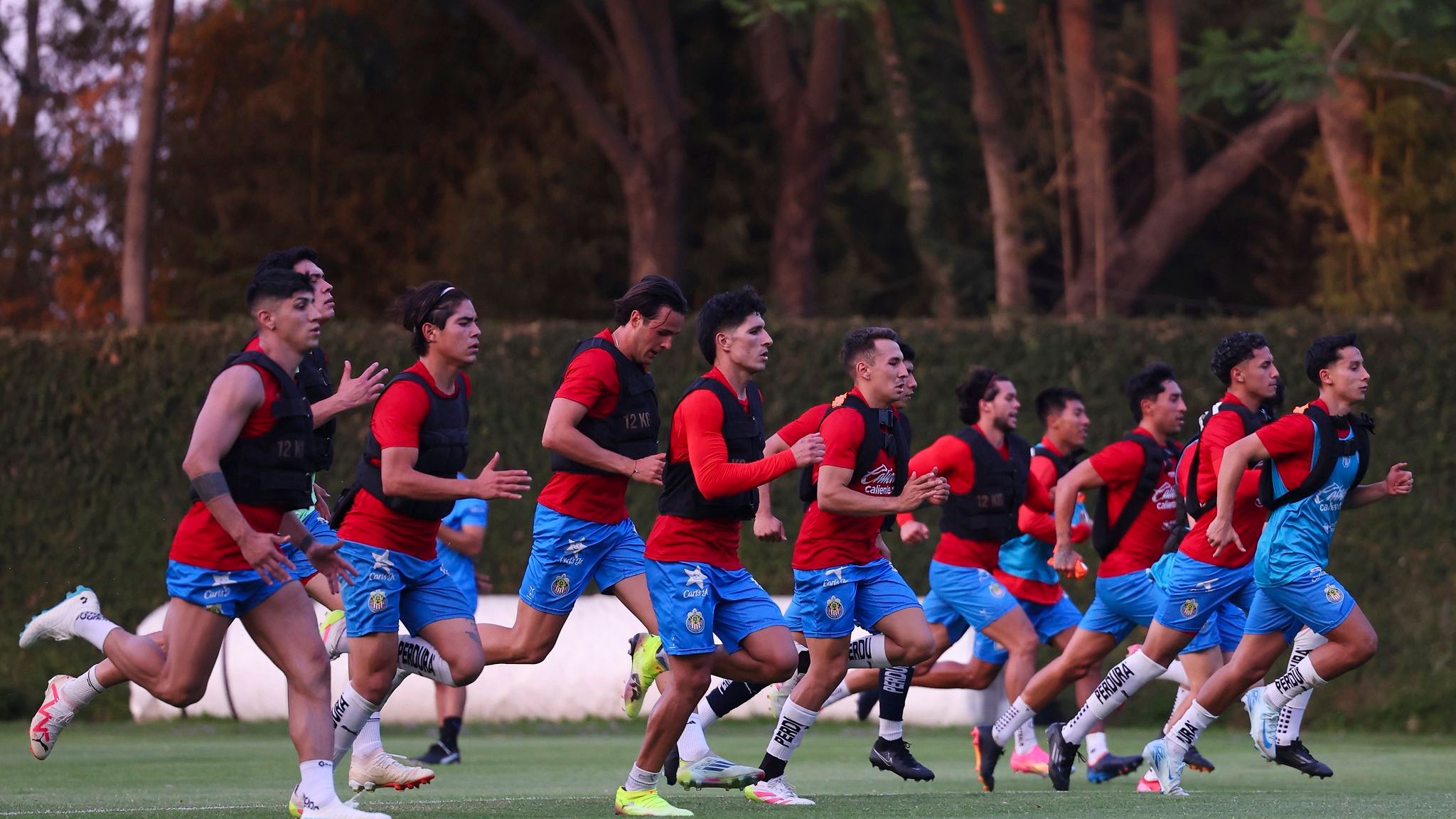 images-v3-bltfc4a5c7c2f536e8f-crop-MM5DEMBUHA5DCMJVGI5G433XMU5DAORRGA3Q====-CHIVAS