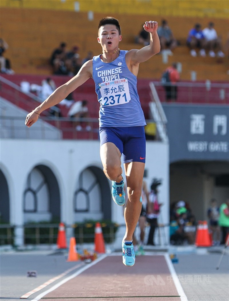 www-WebPhotos-800-20250530-1200x1575_wmky_2336299306_202305270138000000