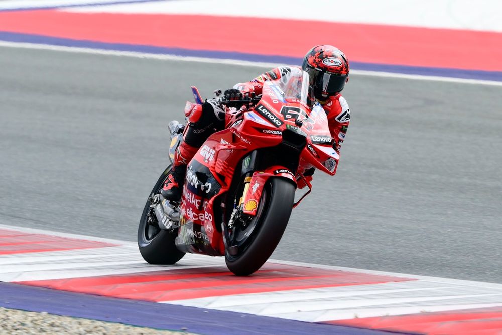 images-mgl-6zQGWM7Y-s1000-francesco-bagnaia-ducati-team