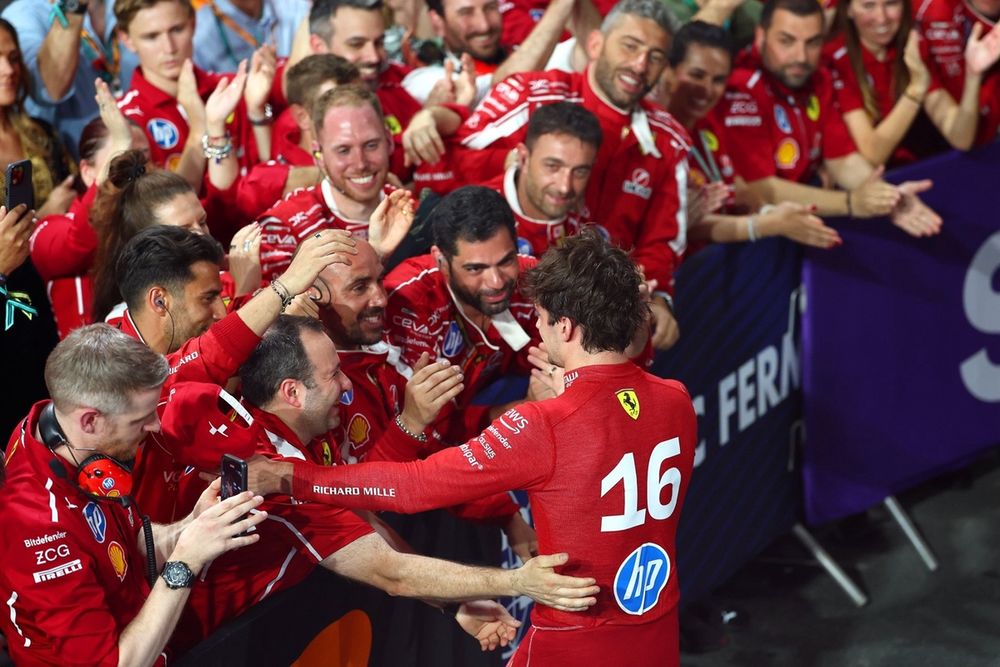 images-mgl-2jX4Awb6-s1000-charles-leclerc-ferrari