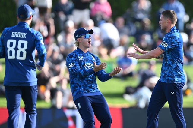 AP-2025-10-26-1000273265c545dbb3789a8102ddf932