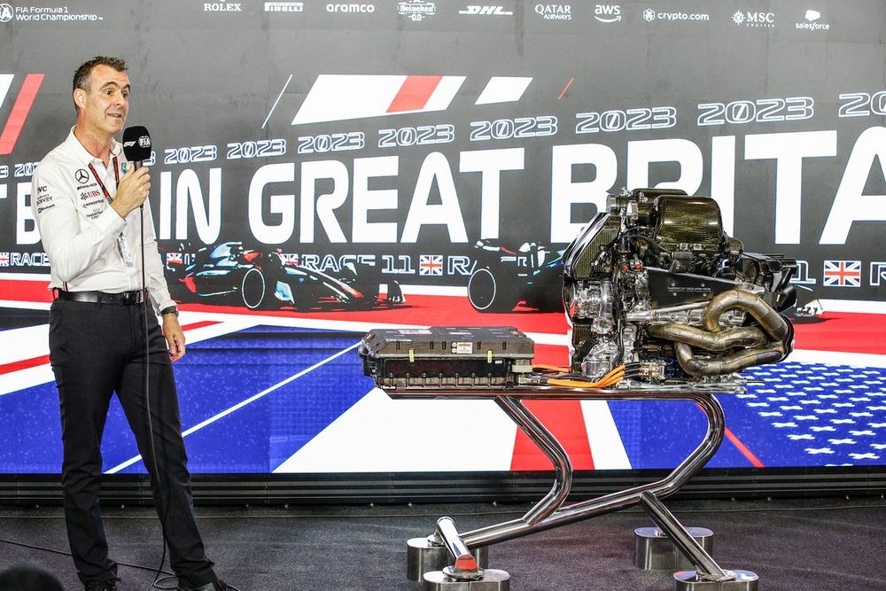 images-mgl-0a98EAX0-s1000-hywel-thomas-mercedes-amg-hpp