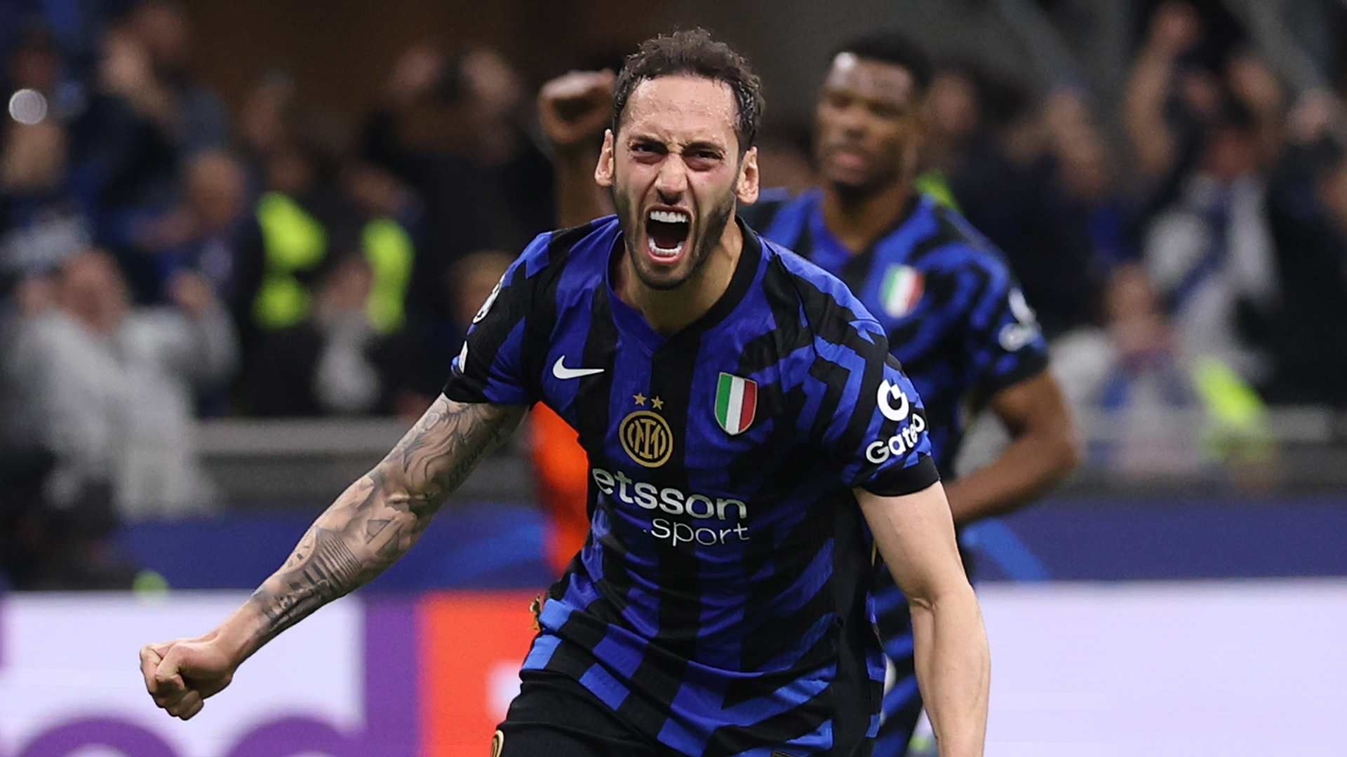 images-v3-blt40f6ed9f6cc0eba6-calhanoglu%20(1)