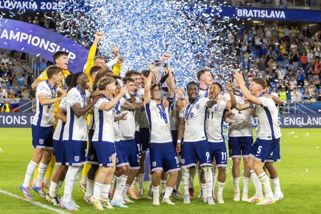 v2-image-production-6f18fccc28a5850d3e8f9b7eab9fd199Y29udGVudHNlYXJjaGFwaSwxNzUxMjgwNzEz-2.80832052