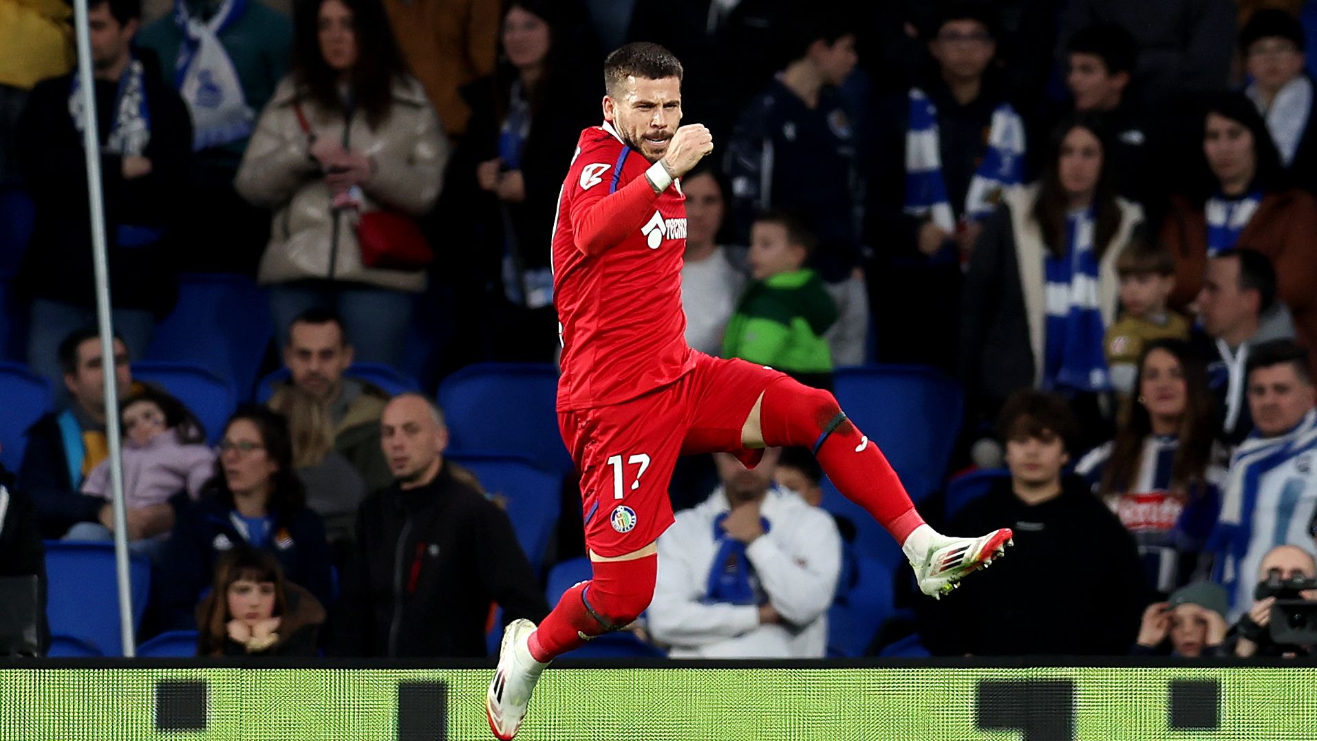 images-v3-getty-2196056276-crop-MM5DCOJRGQ5DCMBXG45G433XMU5DCNBTHIYTAMA=-GettyImages-2196056276