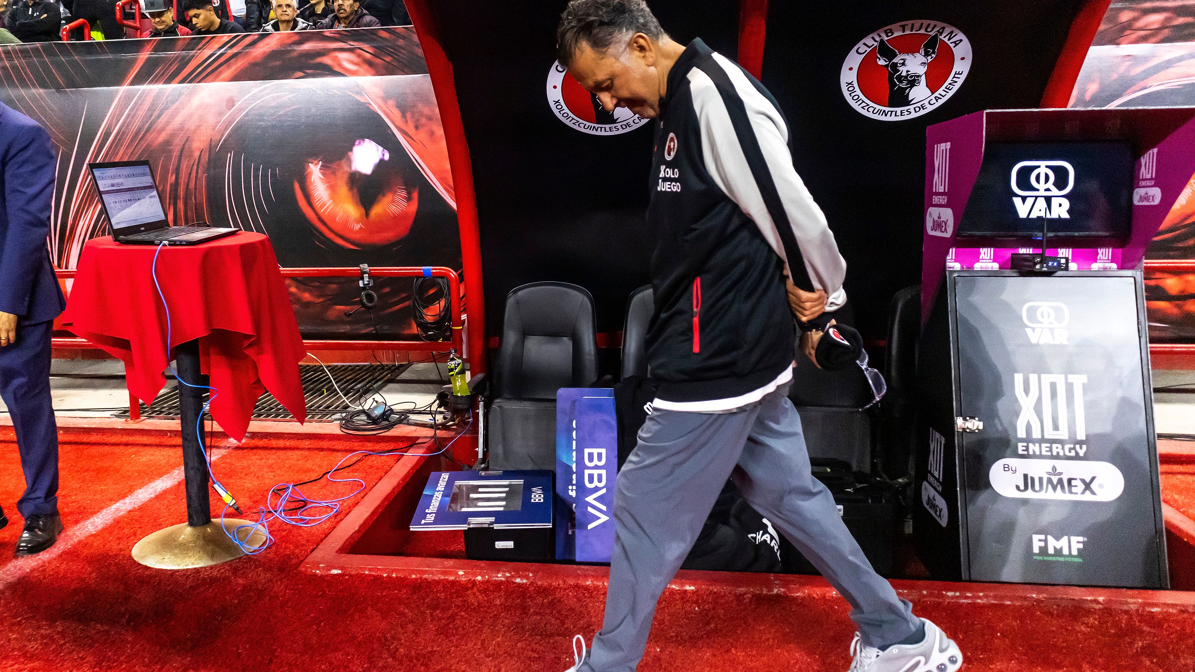 images-v3-getty-2201433614-crop-MM5DIMBQGA5DEMRVGA5G433XMU5DAORSGA4Q====-GettyImages-2201433614