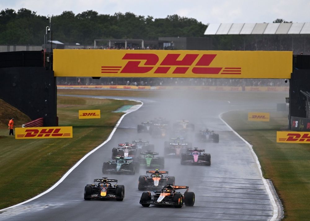 images-mgl-6l9rwLN0-s1000-lando-norris-mclaren-oscar-pia