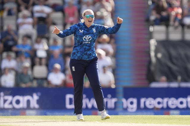 v2-image-production-e66400a8f1aee7c627fb6e751b64c2a1Y29udGVudHNlYXJjaGFwaSwxNzYwNTE3OTIz-2.81011109