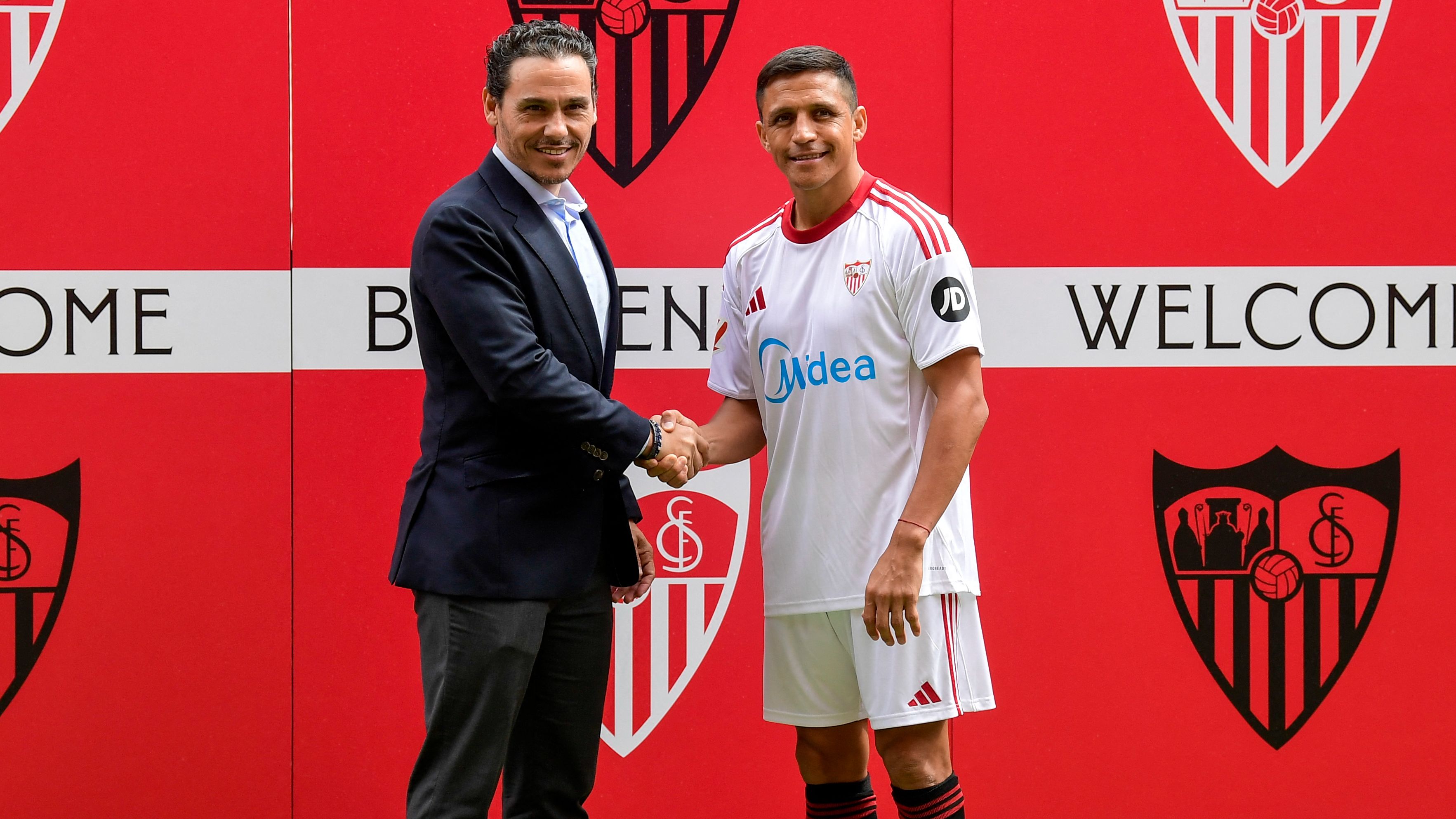 images-v3-getty-2233910535-crop-MM5DGNJTGA5DCOJYGY5G433XMU5DMOBQHIZDSOA=-GettyImages-2233910535