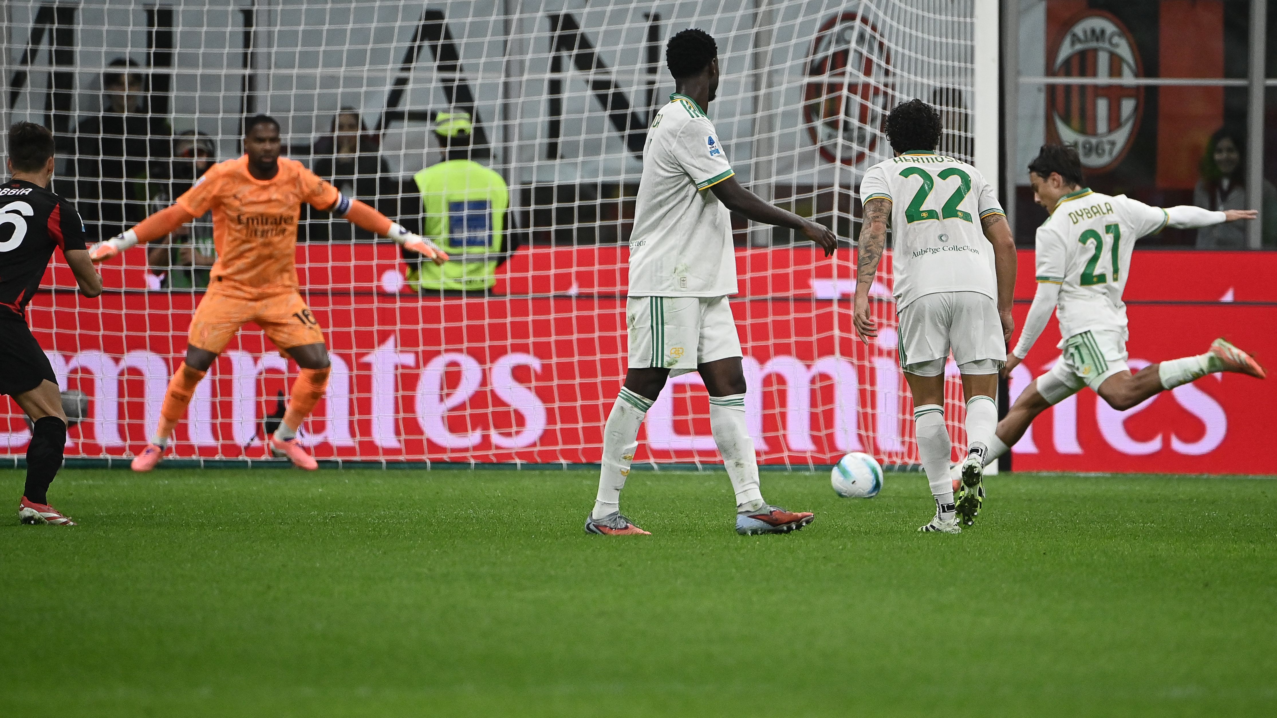 images-v3-getty-2244227011-crop-MM5DINBWGA5DENJQHE5G433XMU5DEMB2GA======-GettyImages-2244227011