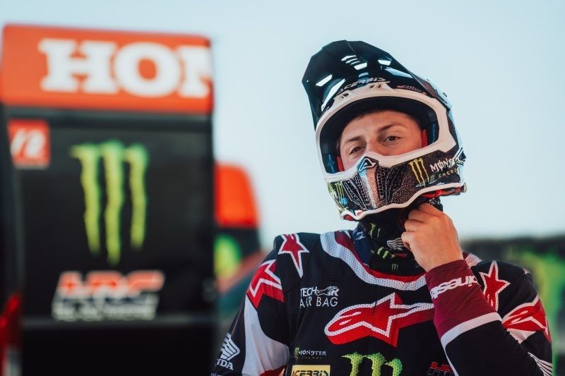 images-mgl-YMX34Om2-s1000-tosha-schareina