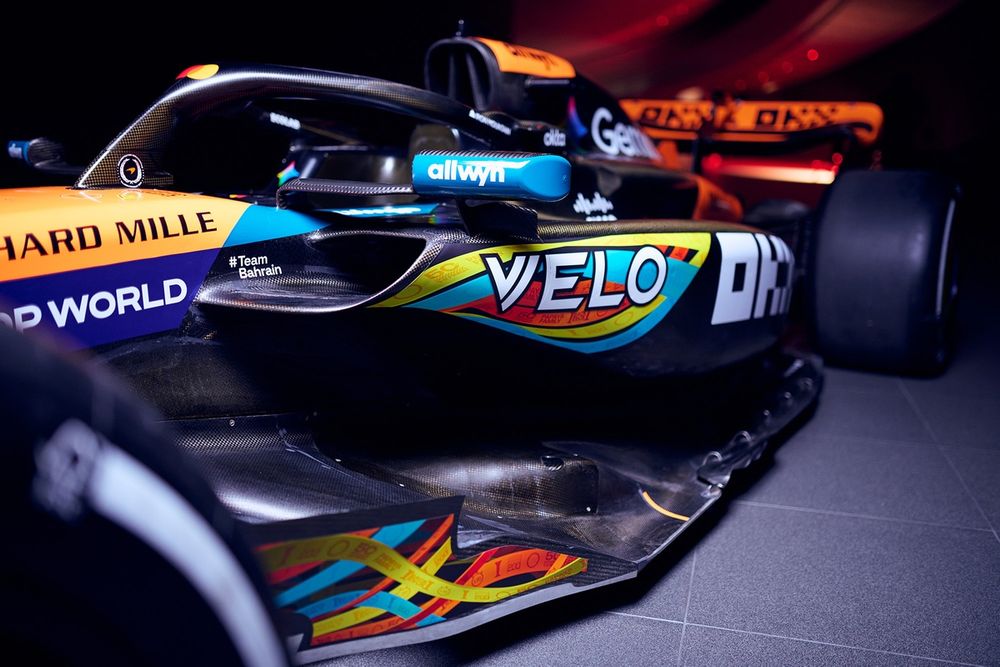 images-mgl-6x7ZxA8Y-s1000-mclaren-abu-dhabi-special-live