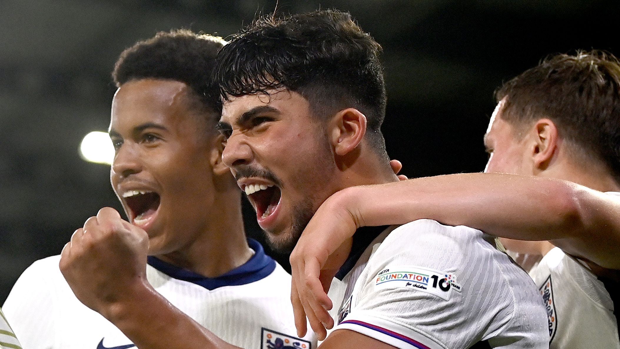 images-v3-blt6e13bd526dcbd040-crop-MM5DEMJQG45DCMJYGU5G433XMU5DCMBZHI4DO===-GettyImages-2216733113