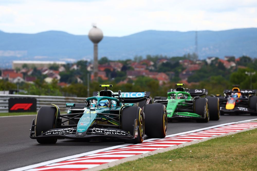 images-mgl-YBeBWpv2-s1000-max-verstappen-red-bull-racing