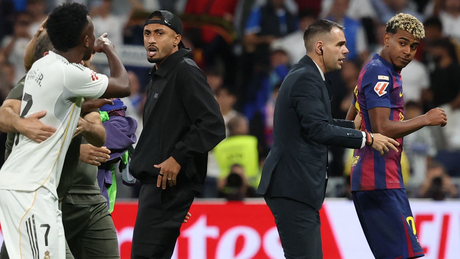 images-v3-getty-2243129524-crop-MM5DCOBZGQ5DCMBWGU5G433XMU5DGMBWHI4TA===-GettyImages-2243129524