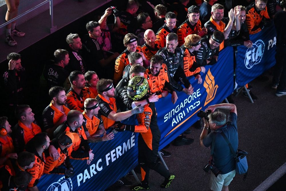 images-mgl-01WVlqeY-s1000-lando-norris-mclaren