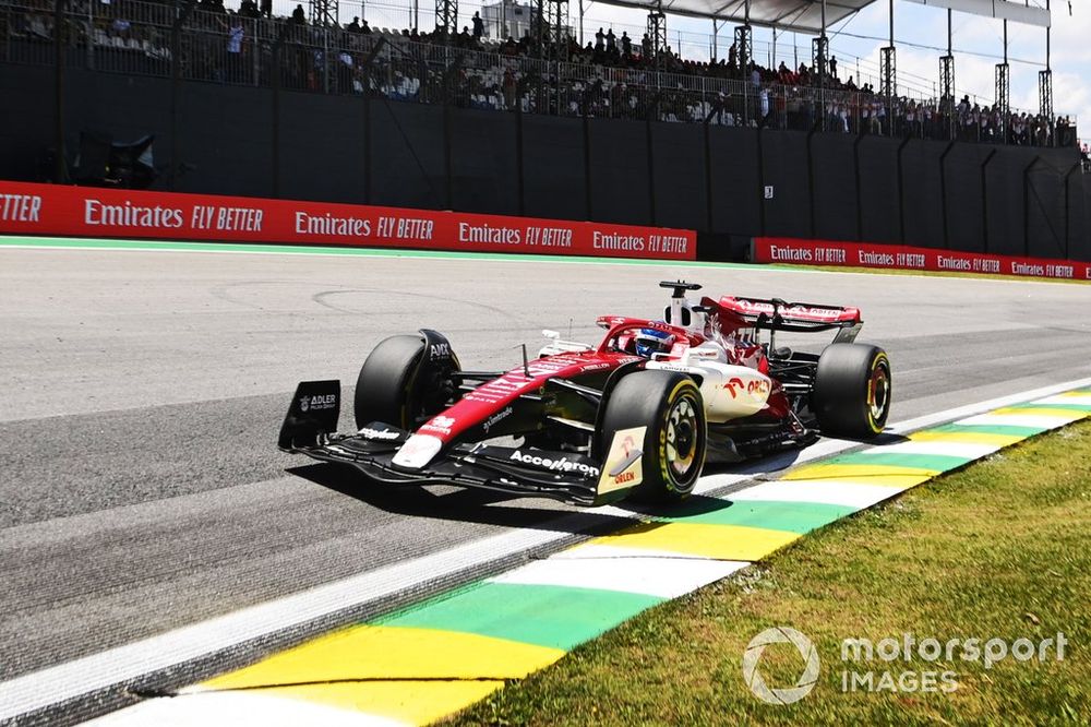 images-mgl-0a9evdN0-s1000-valtteri-bottas-alfa-romeo-c42-1