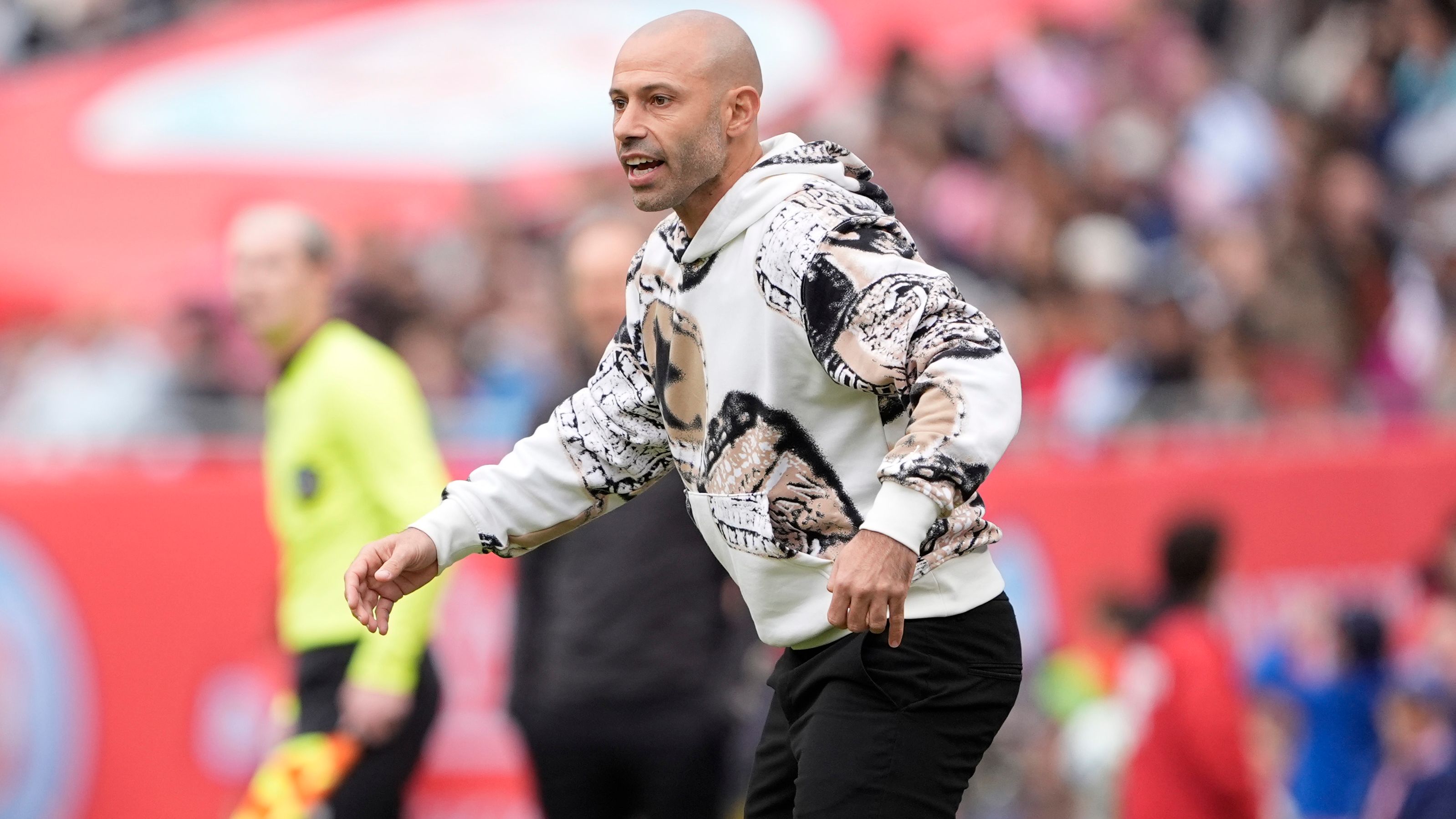 images-v3-getty-2210116429-crop-MM5DGMJZG45DCNZZHA5G433XMU5DAORRGY3A====-GettyImages-2210116429