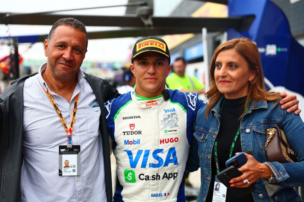 images-mgl-2jX4d9q6-s1000-isack-hadjar-racing-bulls-yass