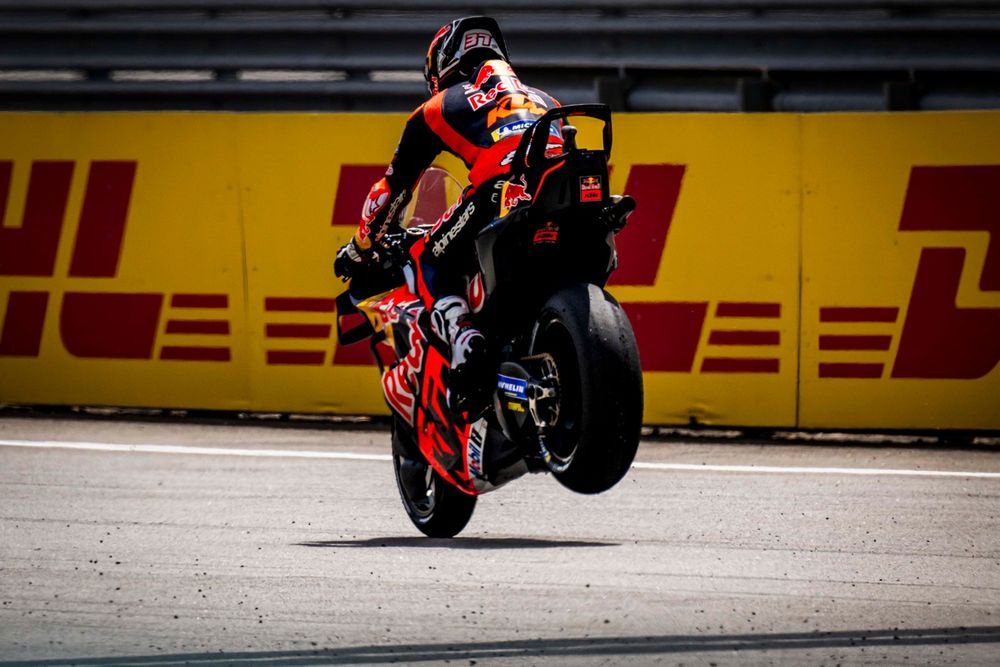 images-mgl-2GzXXJE0-s1000-pedro-acosta-red-bull-ktm-fact