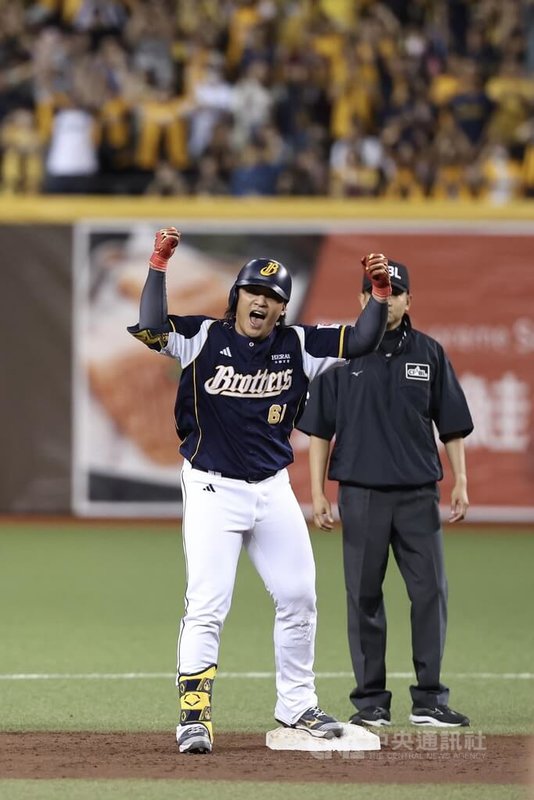 www-WebPhotos-800-20251021-683x1024_wmky_0_C20251021000219