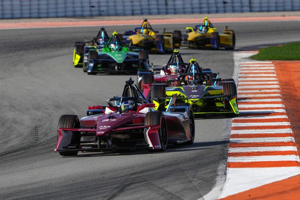 images-mgl-6n7AAZl0-s1000-race-simulation