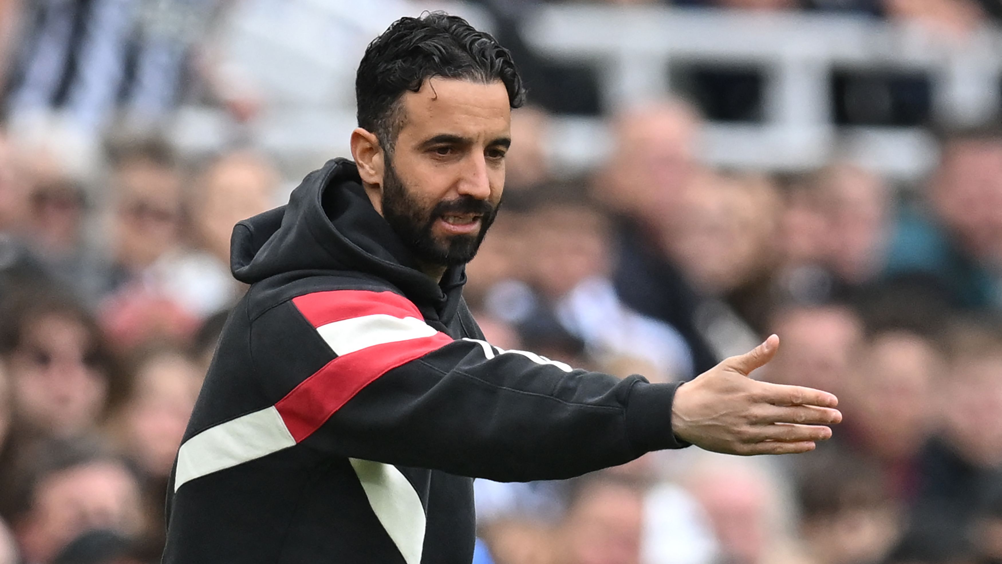 images-v3-getty-2209480538-crop-MM5DGNJQGA5DCOJWHE5G433XMU5DAORTGU======-GettyImages-2209480538