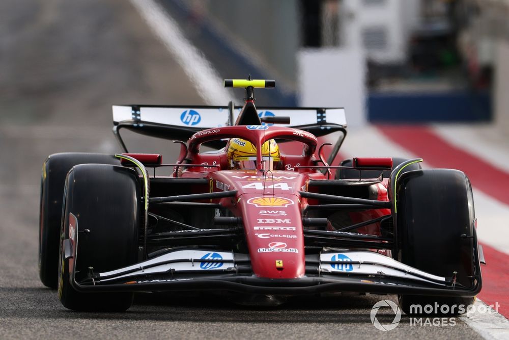 images-mgl-6xER1OM0-s1000-lewis-hamilton-ferrari
