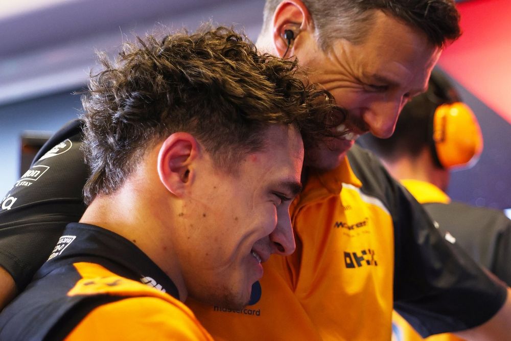 images-mgl-0mXRdVa6-s1000-lando-norris-mclaren