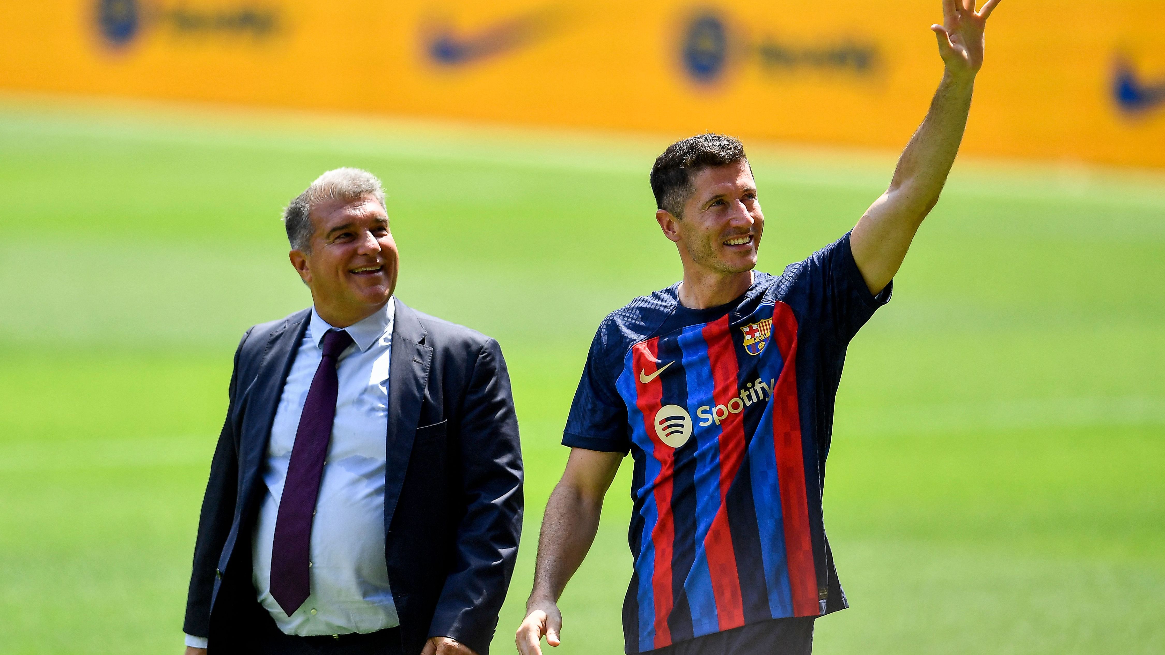 images-v3-getty-1242318800-crop-MM5DINJQGE5DENJTGI5G433XMU5DAORSGM2Q====-GettyImages-1242318800