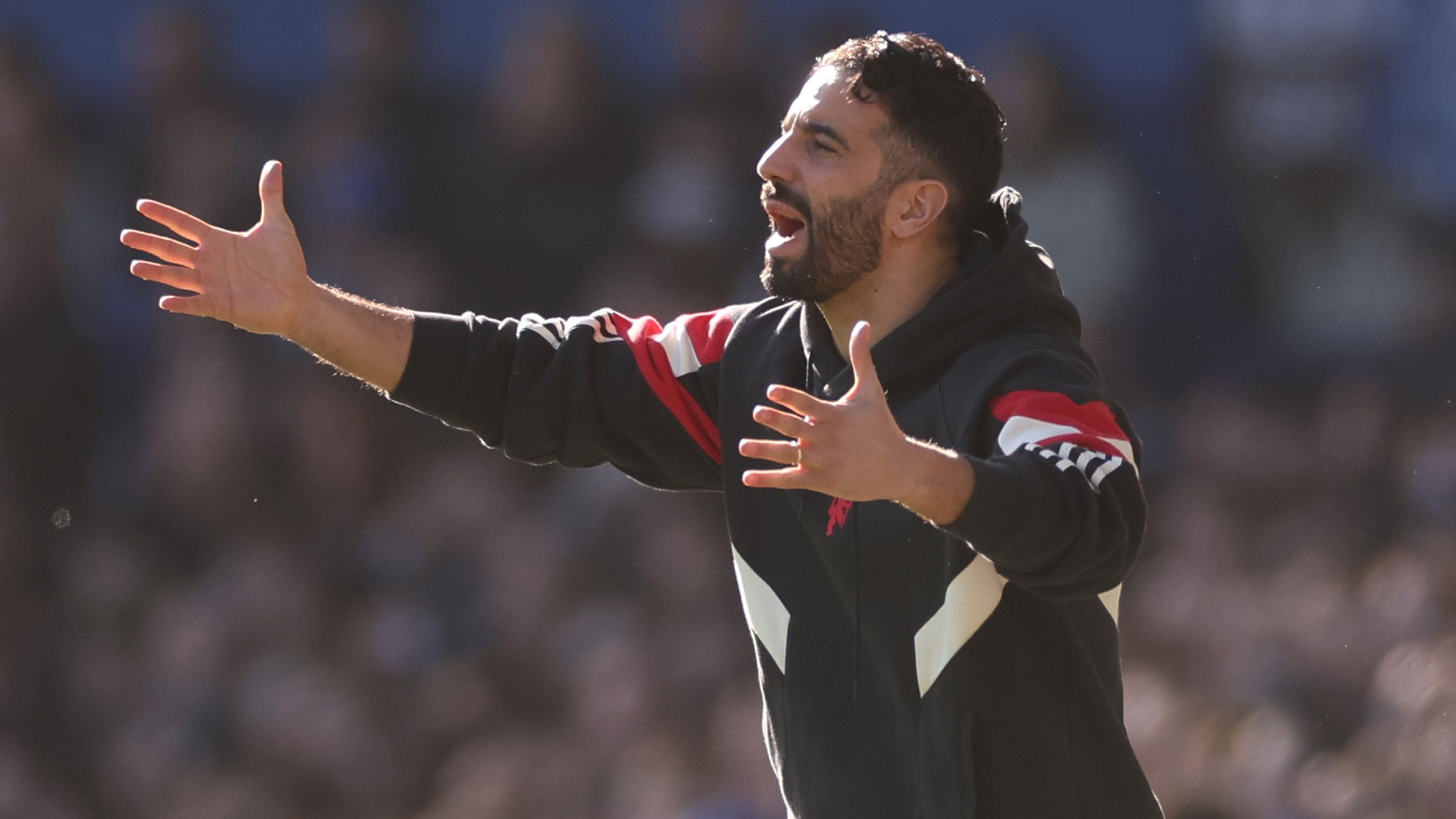 images-v3-getty-2201255371-crop-MM5DENBQGA5DCMZVGA5G433XMU5DGMZZHIYTMMA=-GettyImages-2201255371