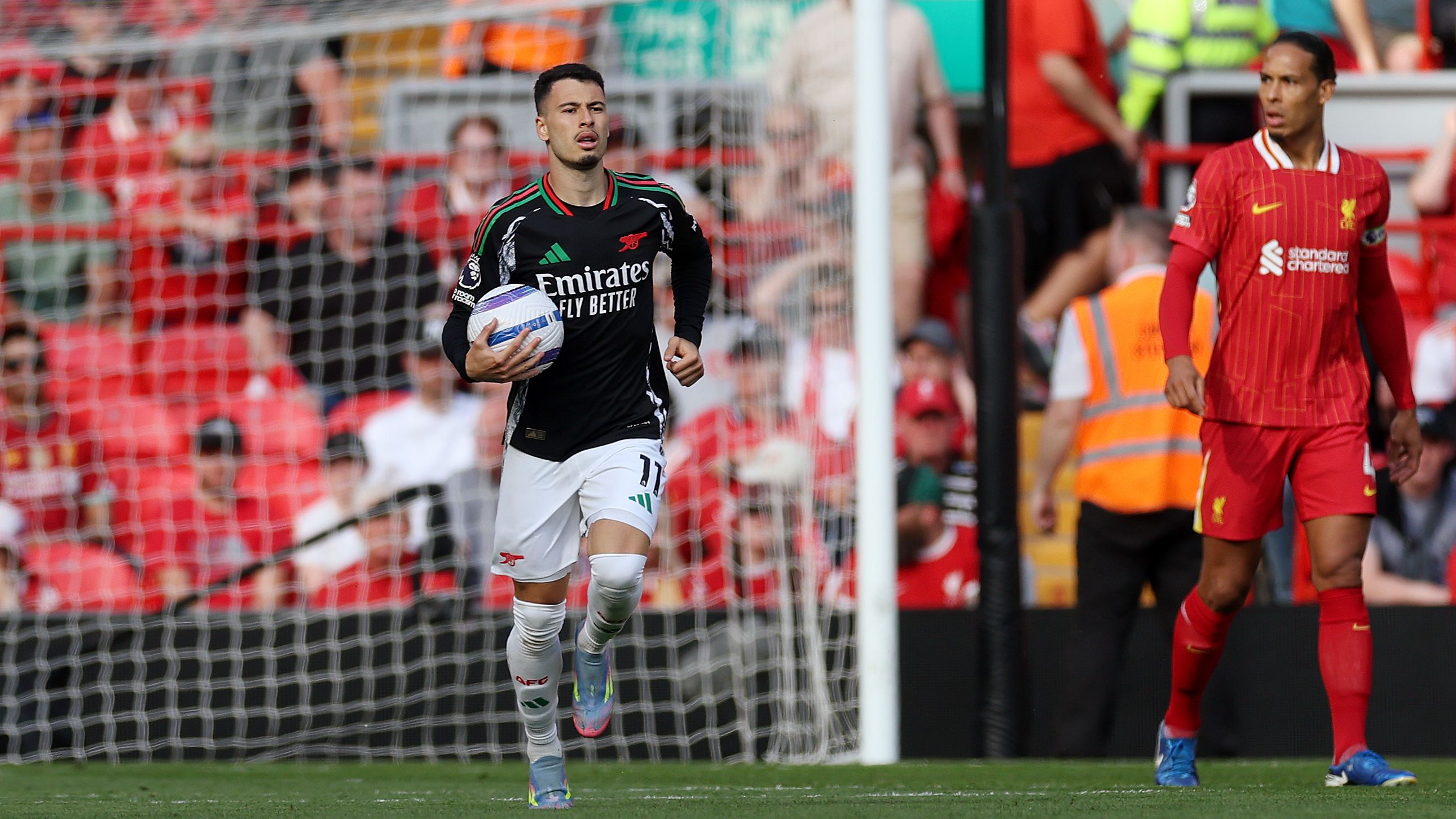 images-v3-getty-2214544380-crop-MM5DENJYGE5DCNBVGI5G433XMU5DAORSGMZQ====-GettyImages-2214544380