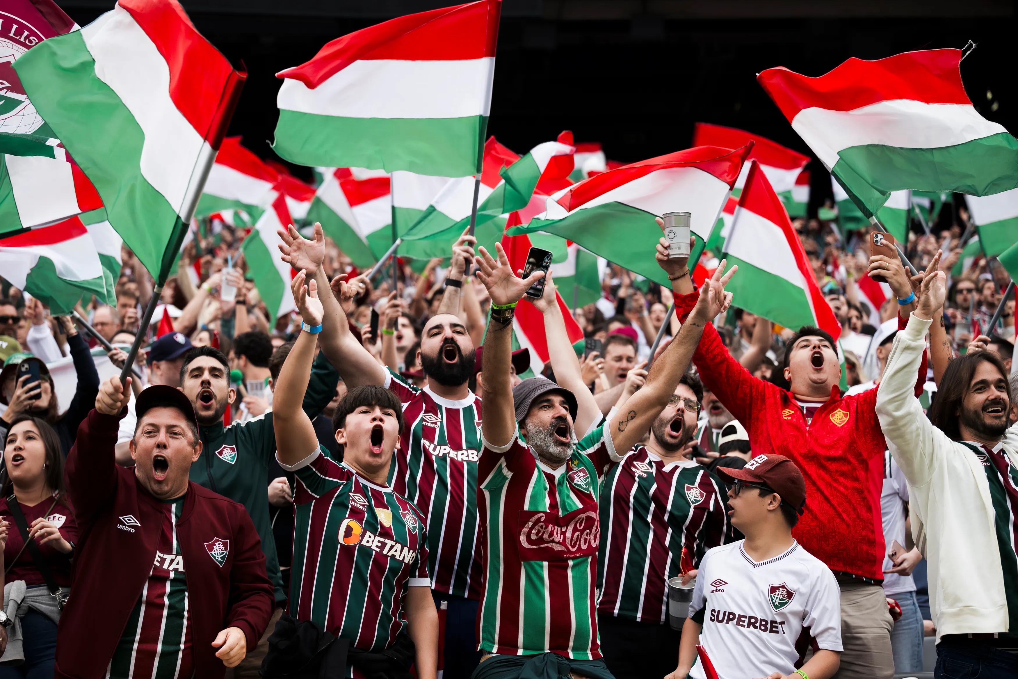 transform-92230997-b711-4535-beed-b01010437605-The-Fluminense-fans-against-Borussia-Dortmund-at-the-FIFA-Club-World-Cup-2025