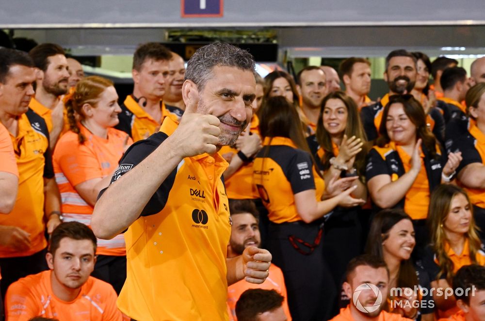 images-mgl-6D1Jyk40-s1000-andrea-stella-mclaren