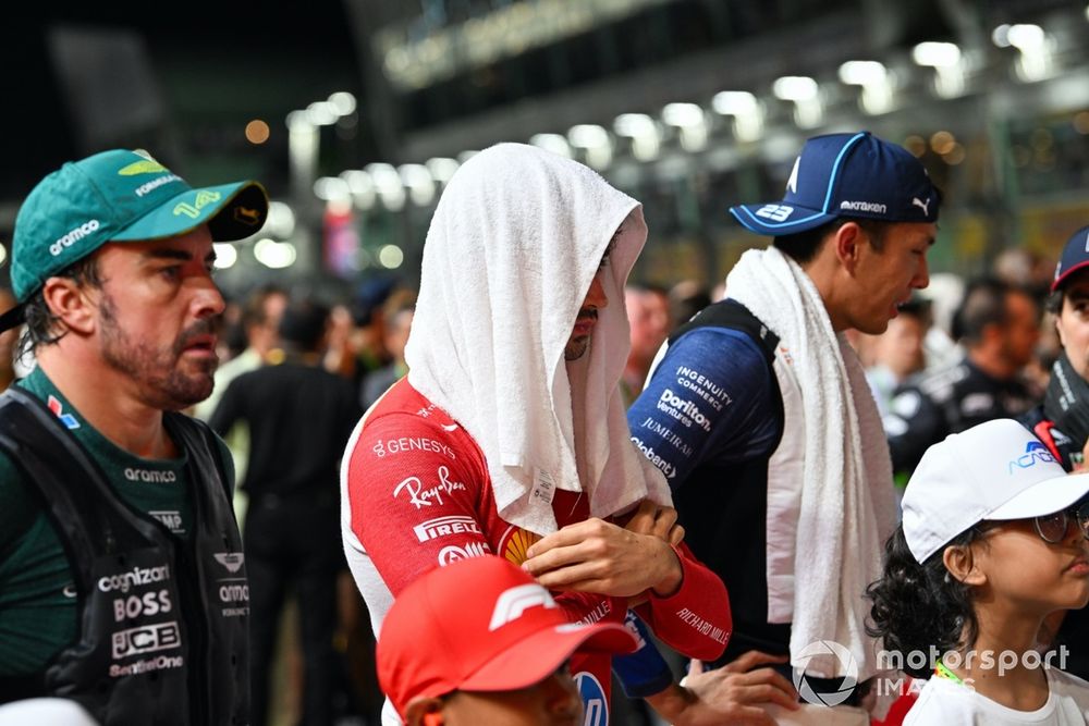 images-mgl-2GzMXxQ0-s1000-fernando-alonso-aston-martin-f