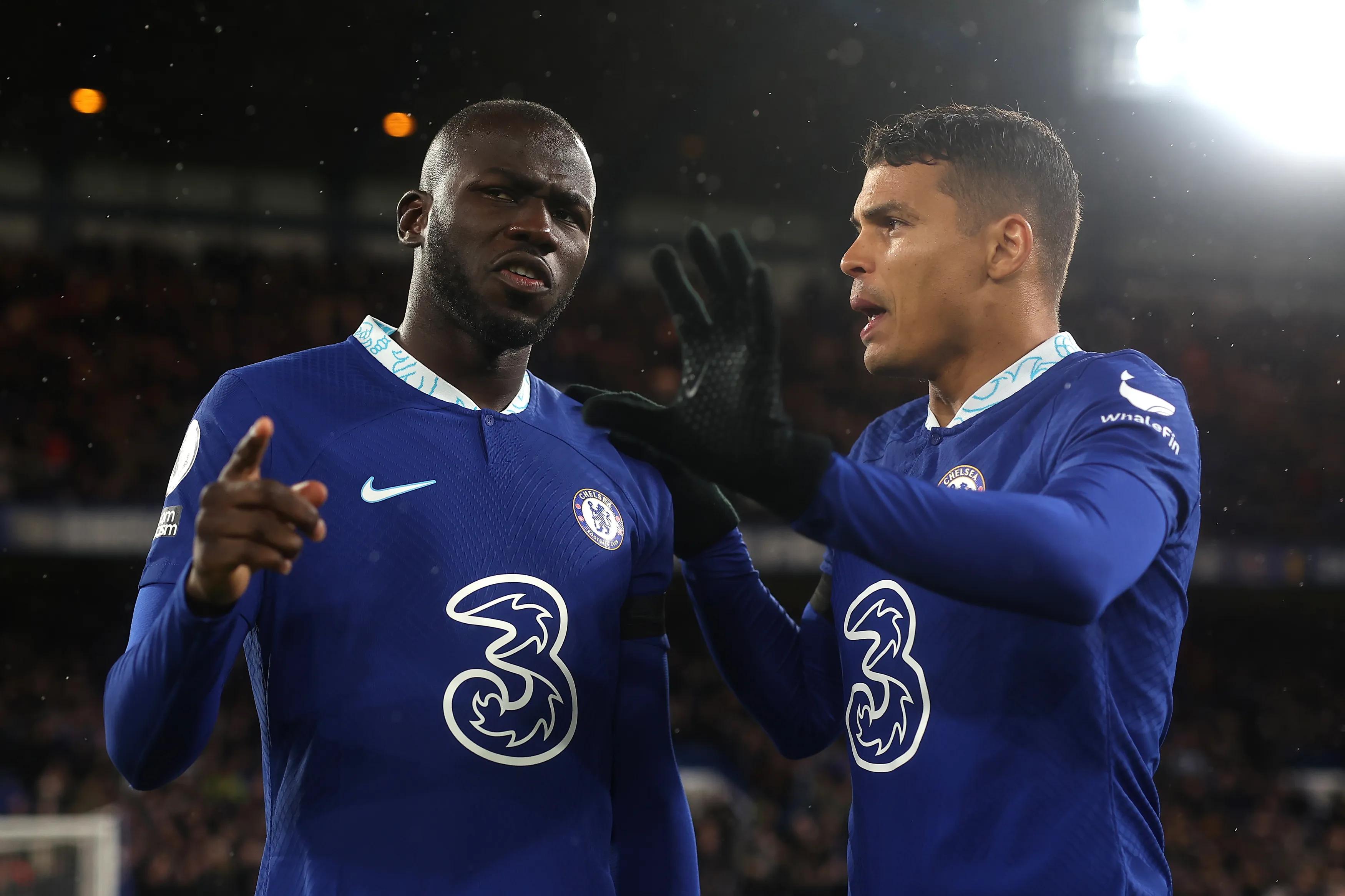 transform-9a618f53-04ef-4f5d-bfe5-1afafcd15d01-Kalidou-Koulibaly-and-Thiago-Silva-during-a-Chelsea-game-in-2022