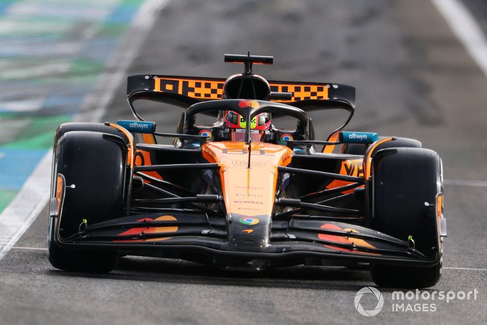 images-mgl-YpNrDyA0-s1000-oscar-piastri-mclaren