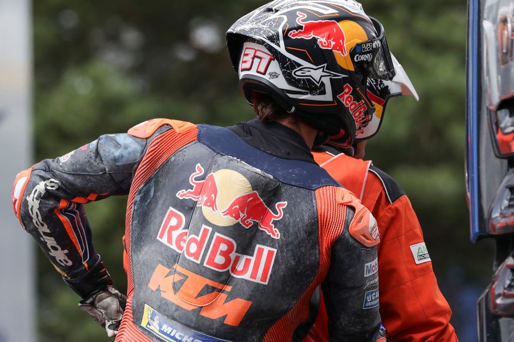 images-mgl-YN1eBOW2-s1000-pedro-acosta-red-bull-ktm-fact