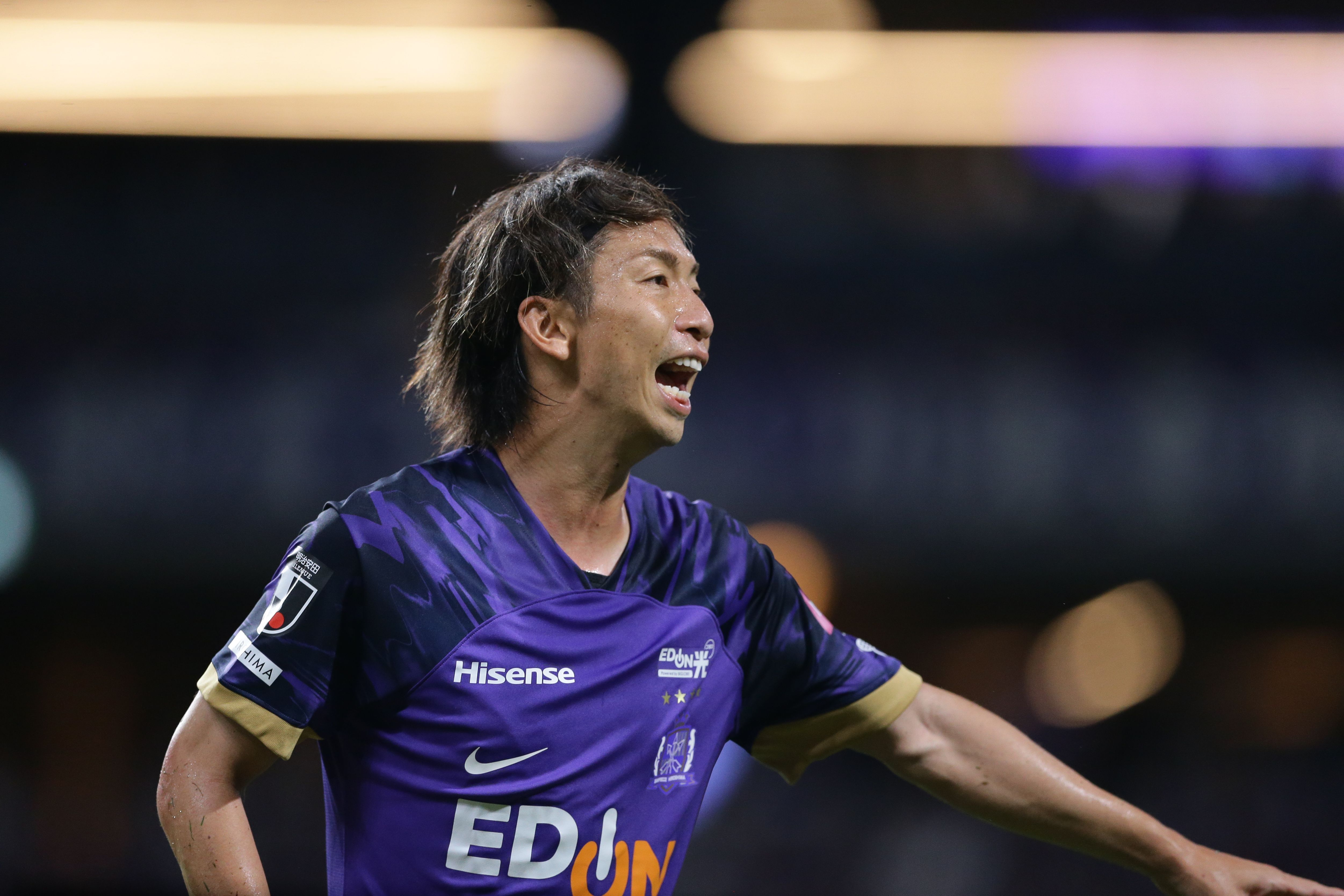 images-v3-blt3c2cc213a314b30b-GettyImages-2175239874