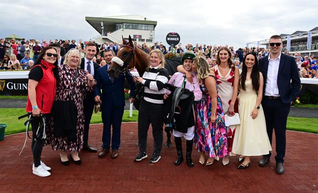 v2-image-production-92836376bba6bd8611cb3960547a12eeY29udGVudHNlYXJjaGFwaSwxNzU0MTU5MzE1-2.81158992